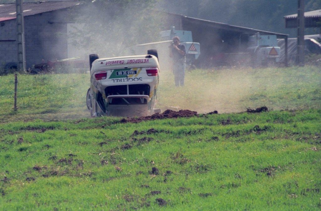 Tonneau de Ford Escort de Pereira