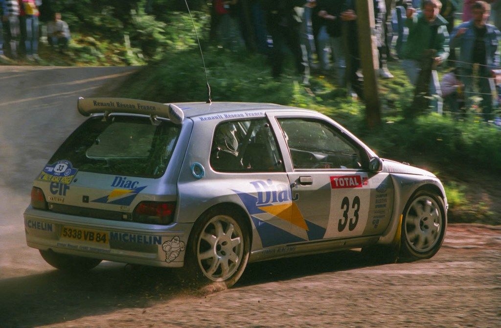 Ragnotti-Thimonier sur Renault Clio Maxi au rallye Alsace-Vosges 1995