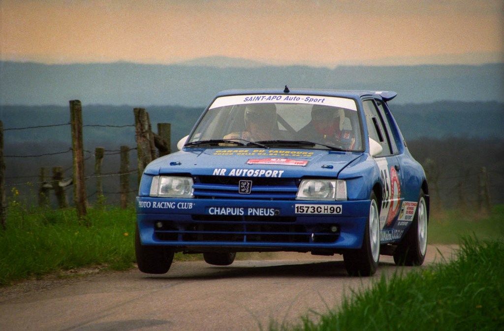 Adam sur Peugeot 205 GTI au rallye de la Plaine 1998