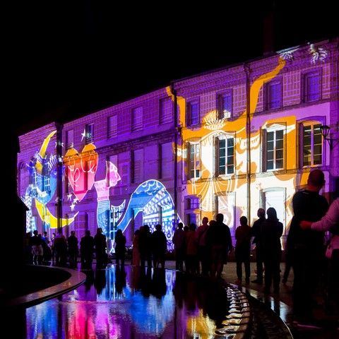 Spectacle de lumière nocturne à Epinal